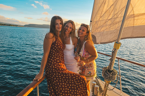 Havannah Harbour Sunset Cruise +Dinner (No Transfer/Own Way)