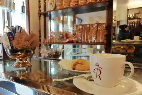 Veneza: excursão a pé por cafés tradicionais e confeitarias