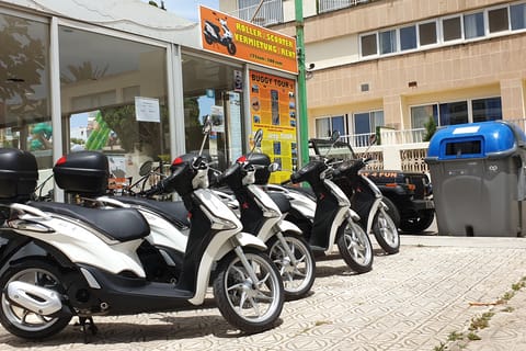 Cala Millor: Mallorca Scooter Rental (125ccm)