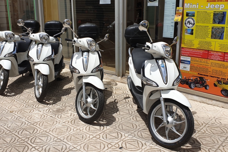 Cala Millor: Mallorca Scooter Rental Cala Millor: One-Day Scooter Rental