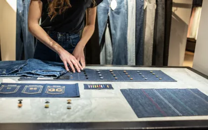 Mailand: Private Tailor-Made Custom Jeans Experience