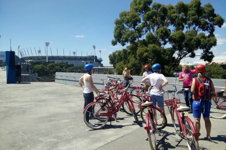 Melbourne: tour guiado en bicicleta por la ciudad con equipo y parada para almorzar