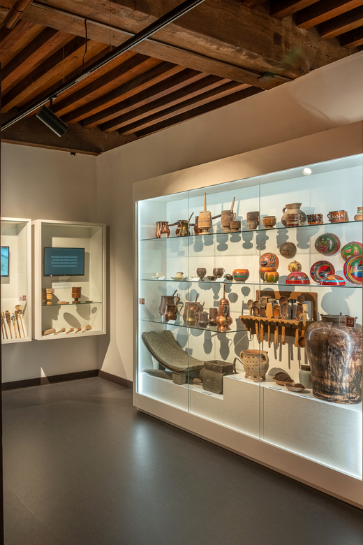 Bruges: Choco-Story Chocolate Museum Guided Tour w/Tastings