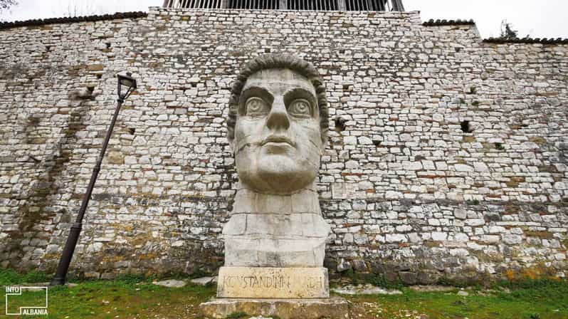 Von Tirana und Durres: Tagesausflug nach Apollonia, Berat und Belsh