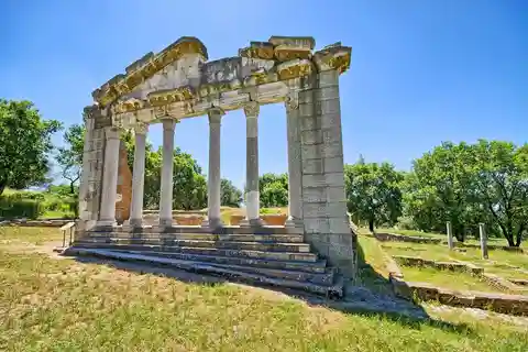 Da Tirana e Durazzo: Tour di gruppo di Apollonia Berat e Durazzo