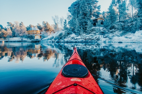 Sztokholm: 3-godzinny zimowy kajakarstwo i doświadczenie Fika