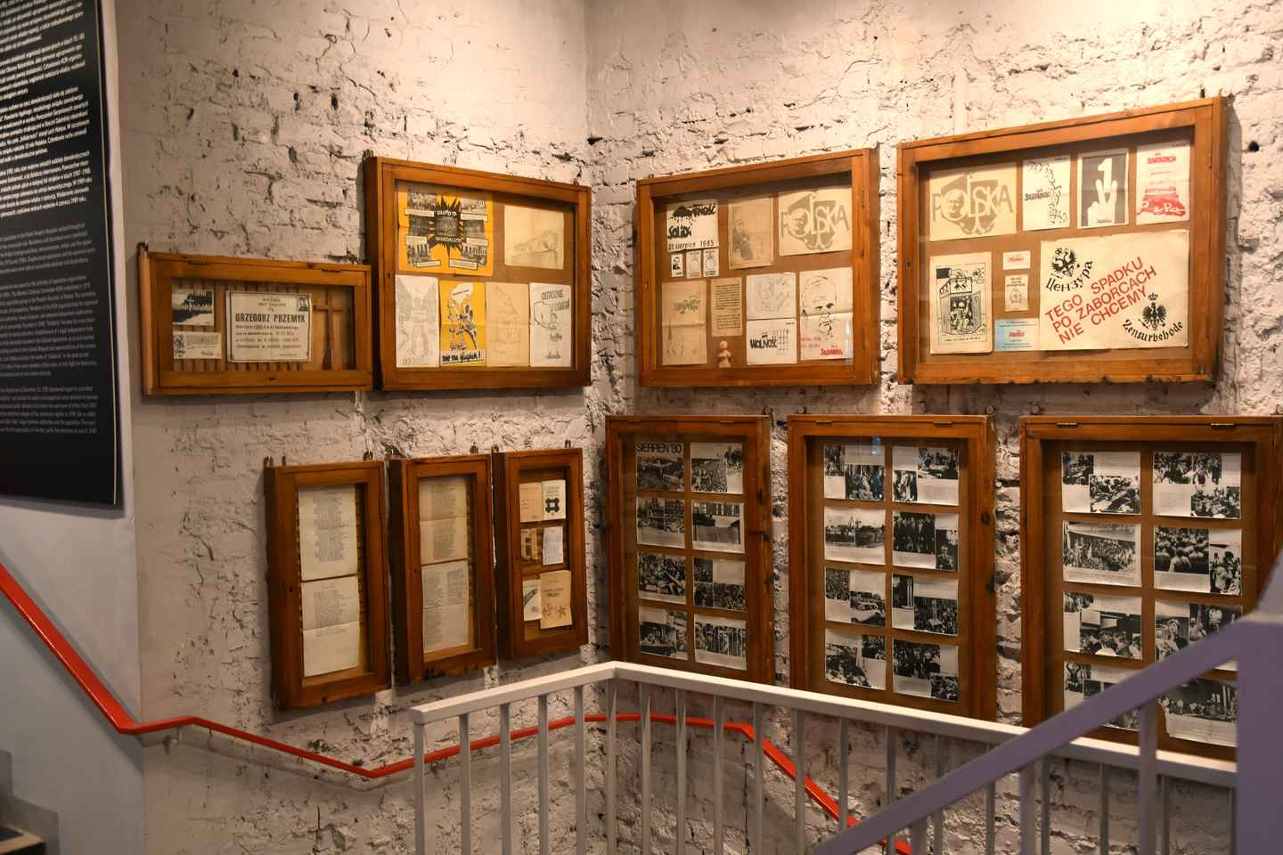 Warschau: Eintrittsticket für das Museum des Lebens unter dem Kommunismus