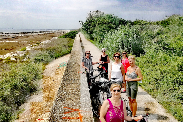 Venedig Lido: Fahrradtour mit einem Einheimischen auf der Kinoinsel