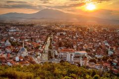 Ab Tirana: Privater Ganztagesausflug nach Prizren
