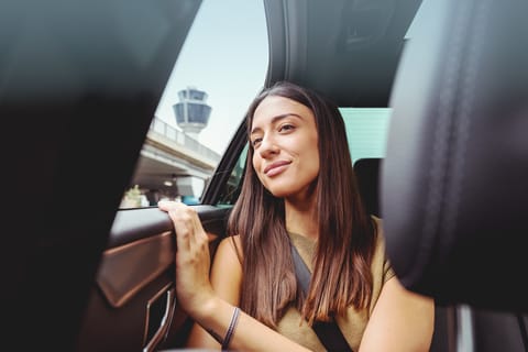 Singapore: Private Airport Transfer to or from City Center