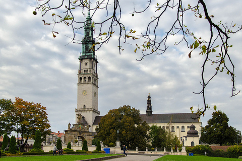 Aus Krakau: Częstochowa, Black Madonna und Lagiewniki Tour