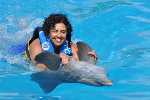 Cancún: Delfinschwimmprogramm auf der Isla Mujeres mit Buffet