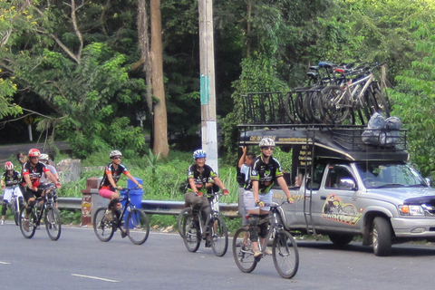 Chiang Mai: Doi Suthep nationalpark Vandring och cykling på fritidenChiang Mai: Fotvandring och cykeltur i Doi Suthep nationalpark