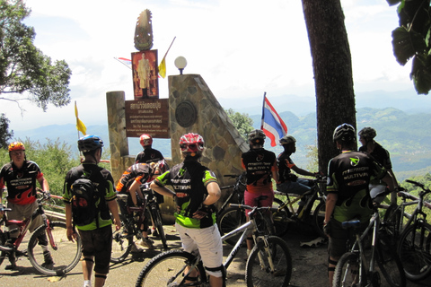 Chiang Mai: Doi Suthep nationalpark Vandring och cykling på fritidenChiang Mai: Fotvandring och cykeltur i Doi Suthep nationalpark