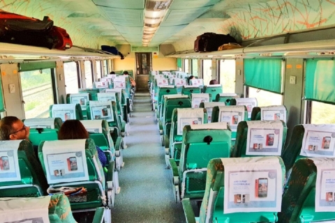Delhi : visite du Taj Mahal, du fort d'Agra et du bébé Taj en train expressExcursion en autocar de 1ère classe