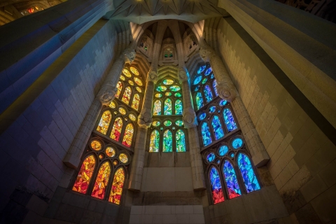 Barcelona: Ekskluzywna prywatna wycieczka z przewodnikiem po Sagrada FamiliaPrywatna wycieczka Sagrada Familia po hiszpańsku