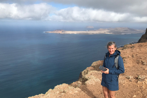 Lanzarote: Nord-Vulkan-Trekking-TourNord-Vulkan-Trekking-Tour - Hotelabholung