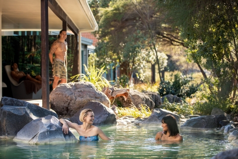Lac Rotorua : baignade dans des sources chaudes géothermales