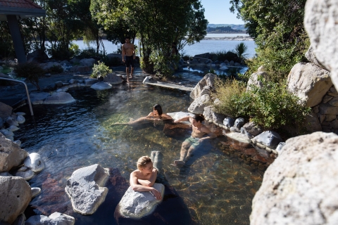 Lago Rotorua: Baño de aguas termales geotérmicas Deluxe Lake SpaBaño de aguas termales geotérmicas Deluxe Lake Spa