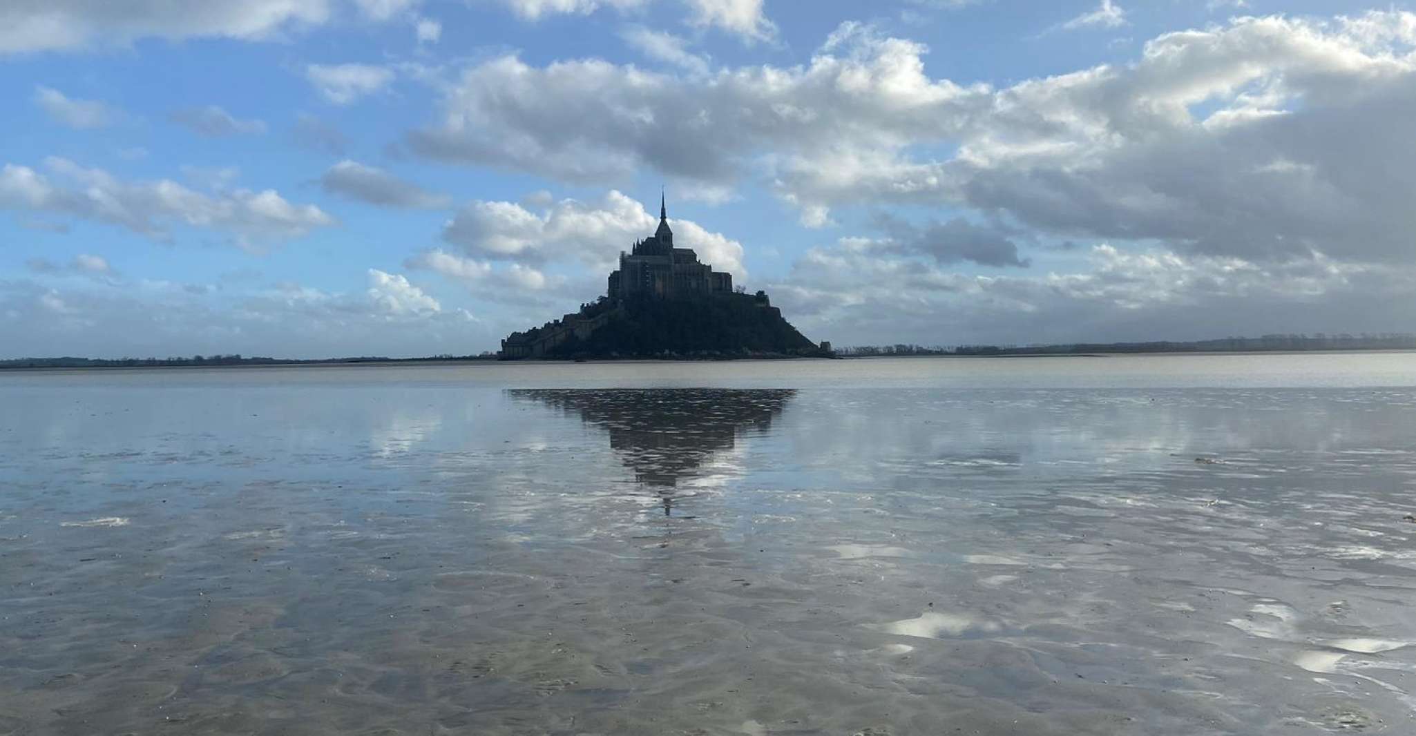 Bay of Mont Saint-Michel , Off The Beaten Tracks Guided Hike - Housity