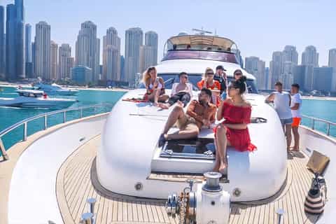 Dubai: Passeio de Iate c/ Café da Manhã ou Churrasco