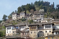 Van Tirana & Durres, bezoek Gjirokaster, Butrint en Saranda - Housity