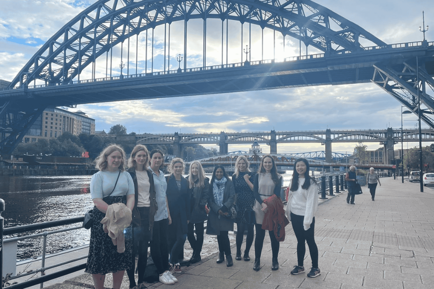 ニューカッスル名所のウォーキングツアー