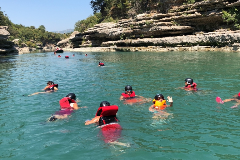 De Tirana: rafting sur la rivière Vjosa et randonnée de 2 jours