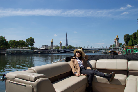 Paris : Croisière privée guidée sur la Seine en bateau ponton