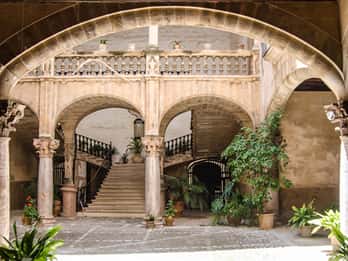 Palma: Città, Cattedrale e Valldemossa con servizio di pick up