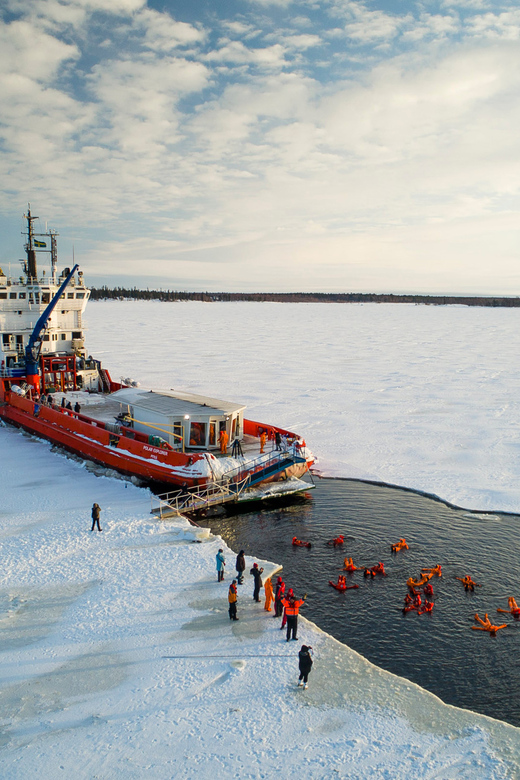 How do Icebreaker Ships Work? - Polar Explorer Icebreaker