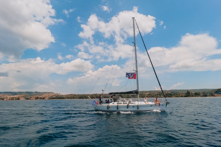 Nikiti: crucero privado en yate de vela Halkidiki con barra libre