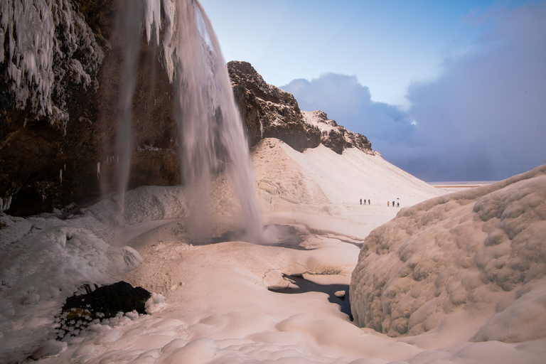 De Reykjavik Tour de 2 jours sur la côte sud avec Blue Ice CaveHébergement avec salle de bain privée