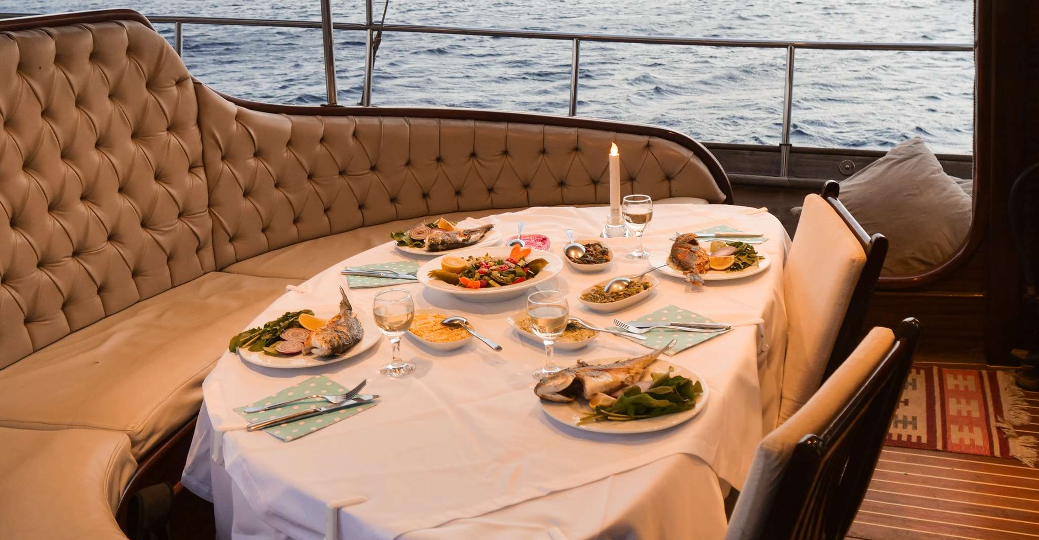 Suitetrails - Bodrum, All-day Private Boat Cruise with Lunch
