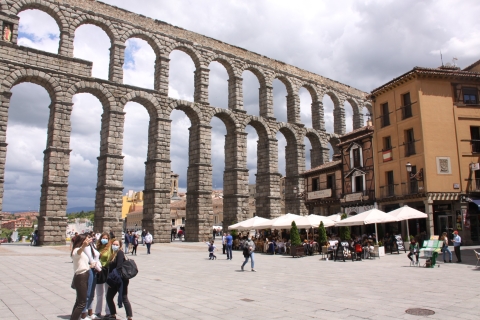Madrid: Tagesausflug nach Avila und Segovia mit Tickets für Denkmäler