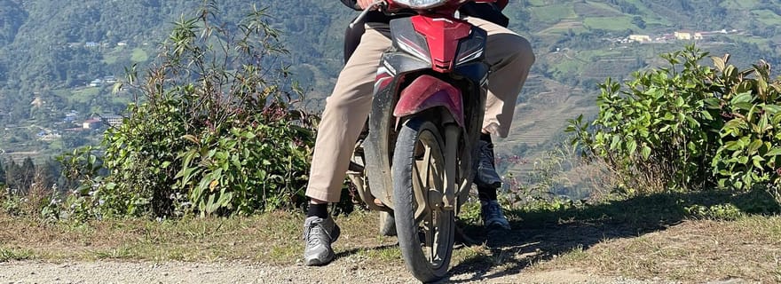 Sapa Loop : excursion d'une demi-journée à moto avec villages et rizières