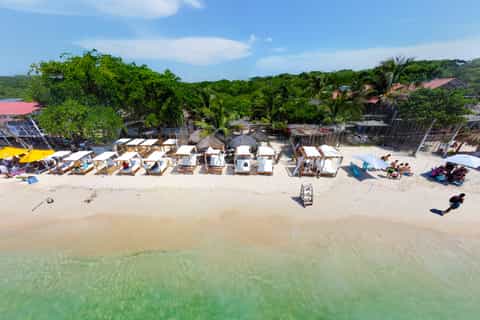 From Cartagena: Day Trip to Playa Blanca with Lunch