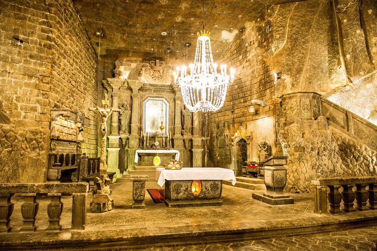 Krakow: River Cruise and Wieliczka Salt Mine Group Tour