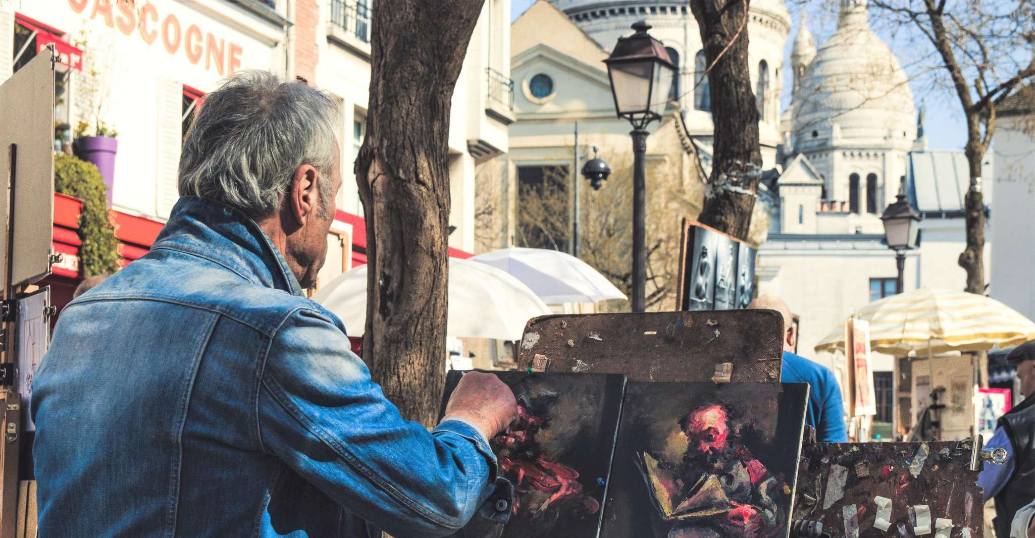 Paris, private Tour zum Montmartre mit Eiffelturm & Mittagessen - Hizvo
