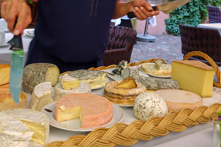 Strasbourg: visite à pied d'un groupe de cuisine traditionnelle