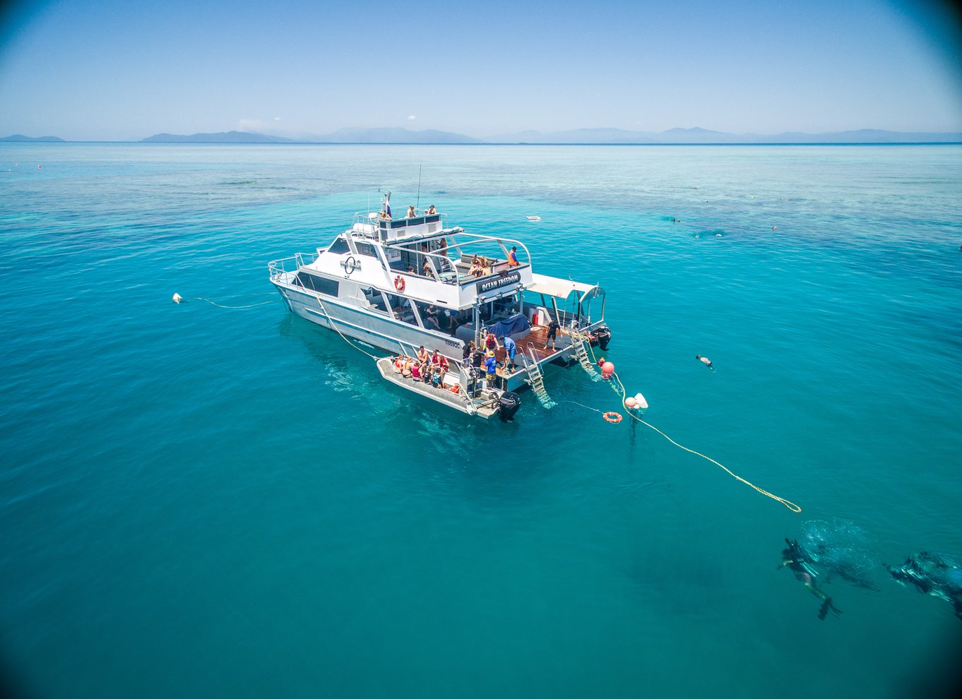 Cairns: Ydre og Coral Cay Snorkel- og dykkerkrydstogt