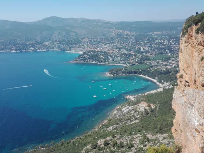 From Aix-en-Provence: Cassis & Luberon