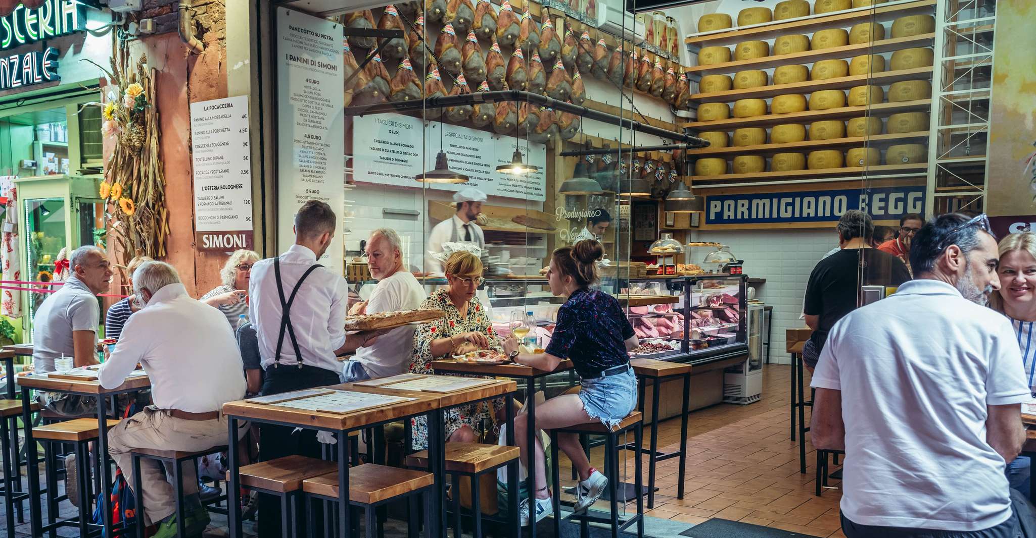 Bologna, geführte traditionelle Lebensmitteltour - Hizvo