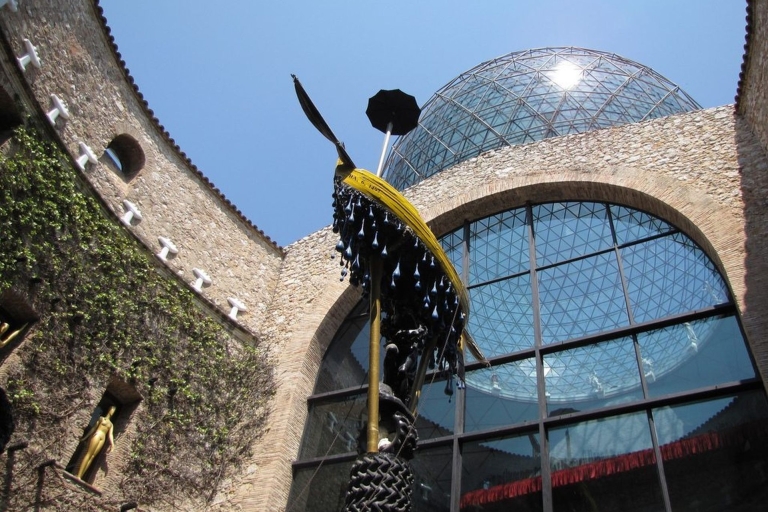 Barcelona: jednodniowa wycieczka do Teatru-Muzeum Dalego w Figueres