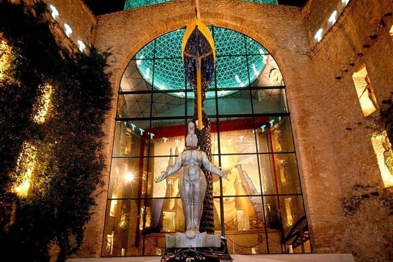 Barcelona: Tagesausflug zum Dalí Theater-Museum in Figueres