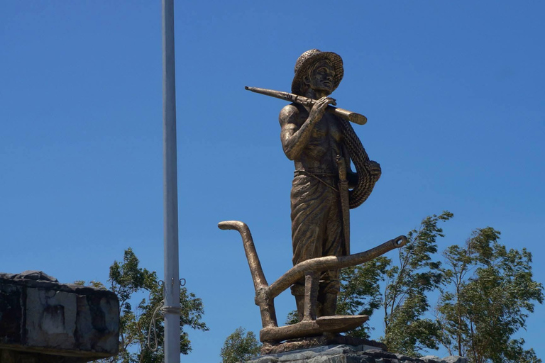 From Manila: Corregidor Island Guided Tour with Lunch