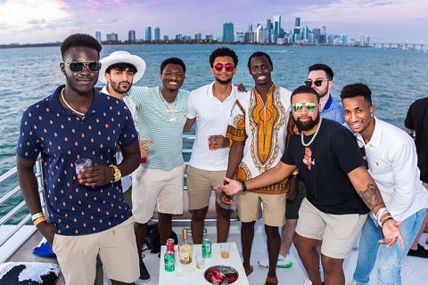 Miami: Boat Party met een open bar en live DJ