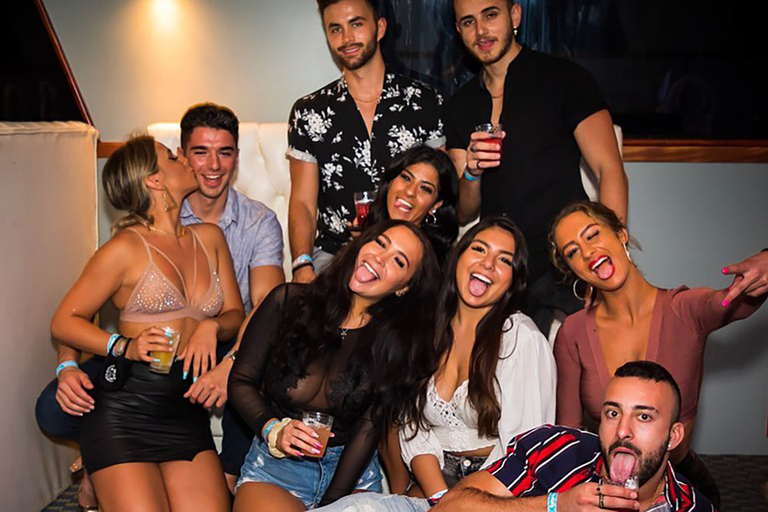 Miami: Festa in barca, party bus e ingresso ai locali notturniFesta in barca semplice - Tutte le spese sono incluse