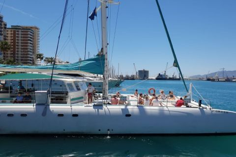 Valencia: catamarantocht met zwemstop