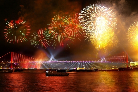 Istanbul : Croisière du Nouvel An entre deux continents